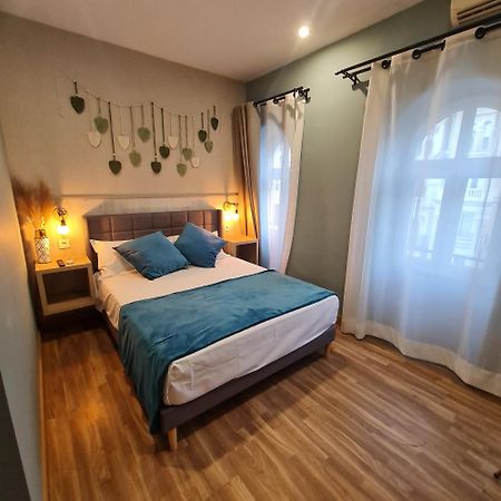 Luxury Green Hostal Madrid Gran Via Eksteriør billede