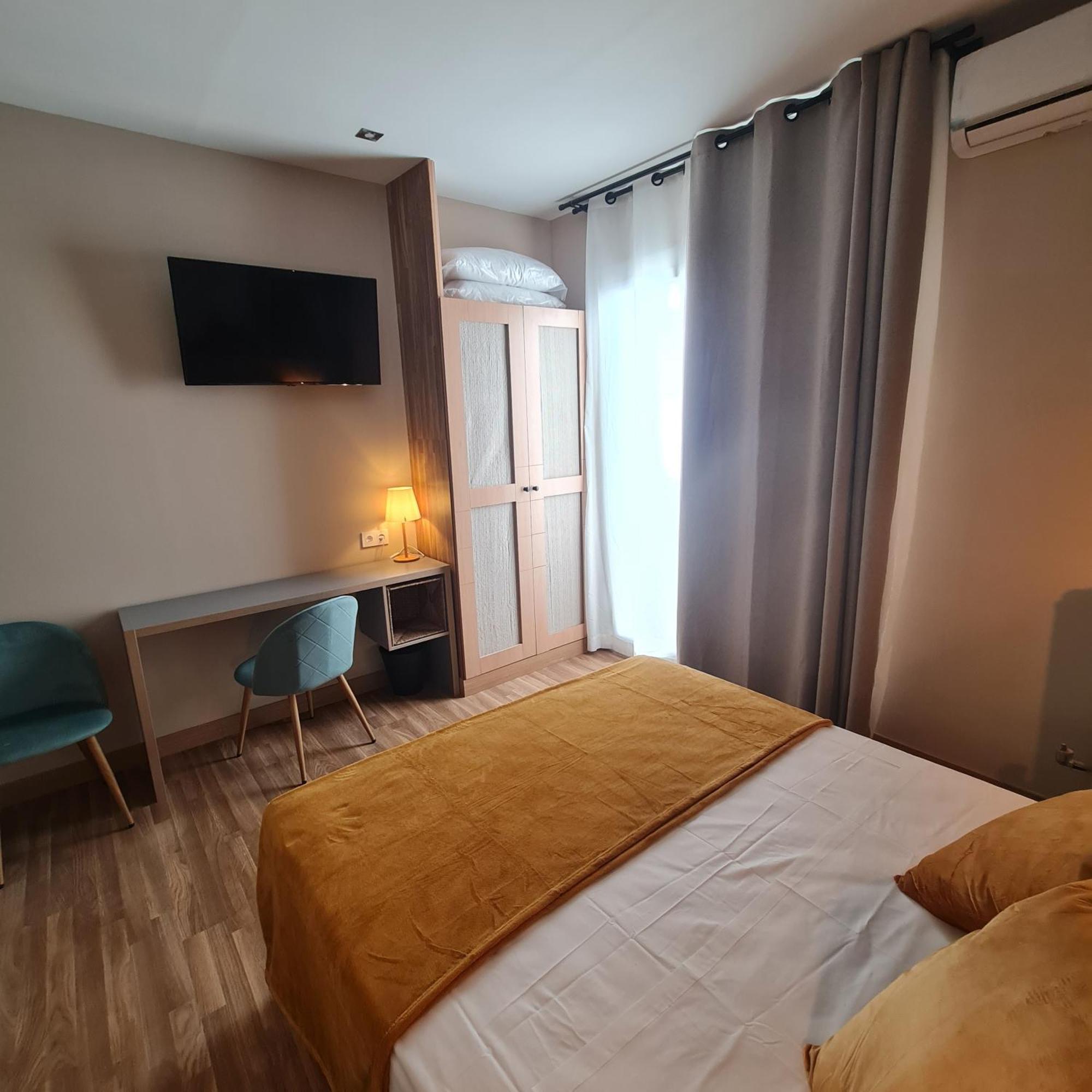 Luxury Green Hostal Madrid Gran Via Eksteriør billede